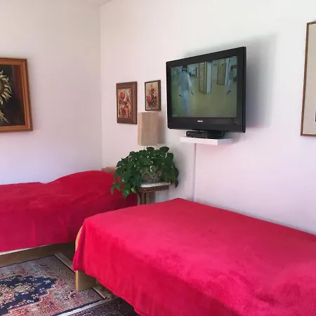 Apartma Apartment Dobrna